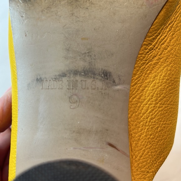 Lisa Says Gah 'Lou Mule’ Size 9 Canary Yellow - Picture 13 of 14